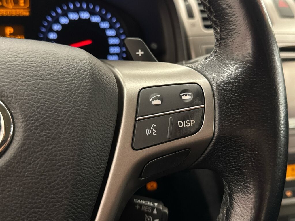 Toyota Avensis 2012 Sininen