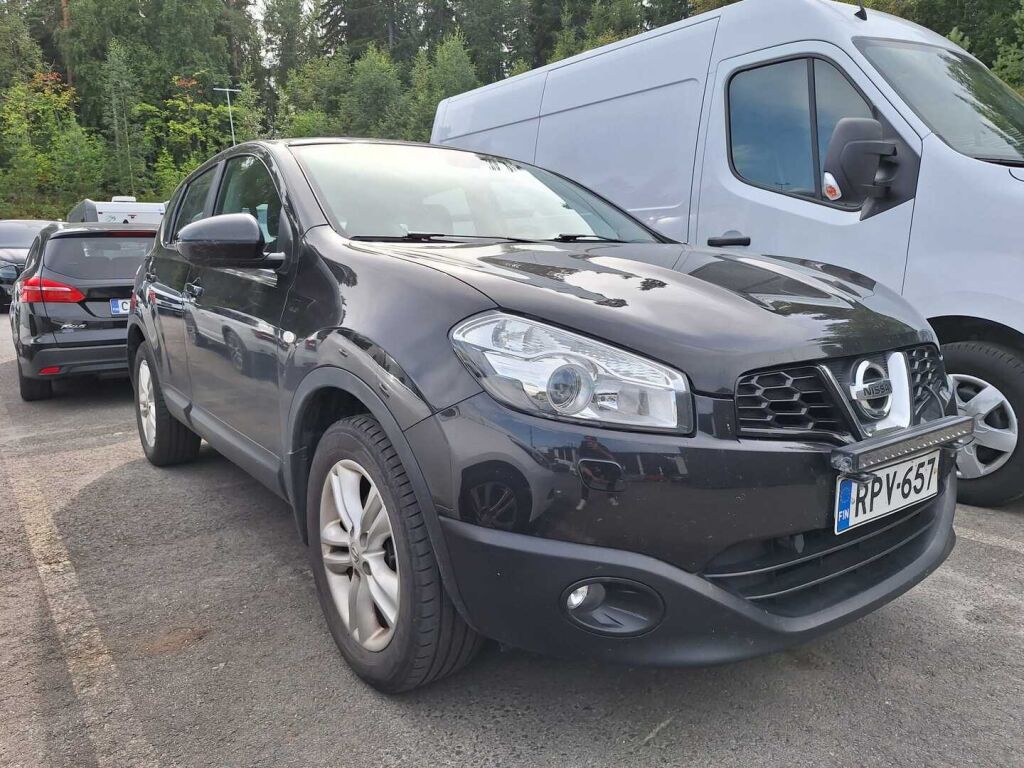 Nissan Qashqai 2012 Musta