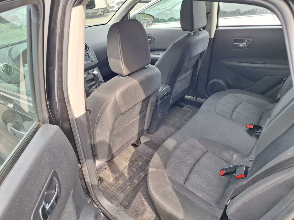 Nissan Qashqai 2012 Musta