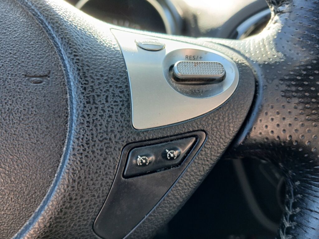 Nissan Juke 2012 Valkoinen