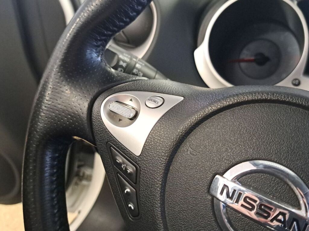 Nissan Juke 2012 Valkoinen