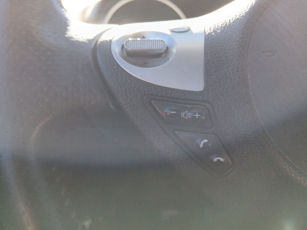 Nissan Juke 2012 Valkoinen