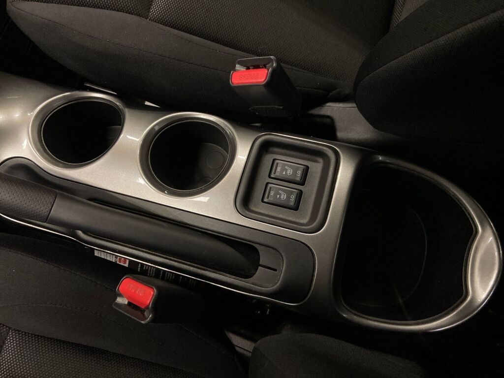 Nissan Juke 2012 Valkoinen