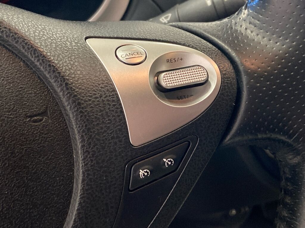 Nissan Juke 2012 Valkoinen