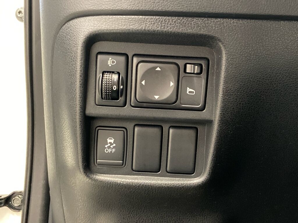 Nissan Juke 2012 Valkoinen