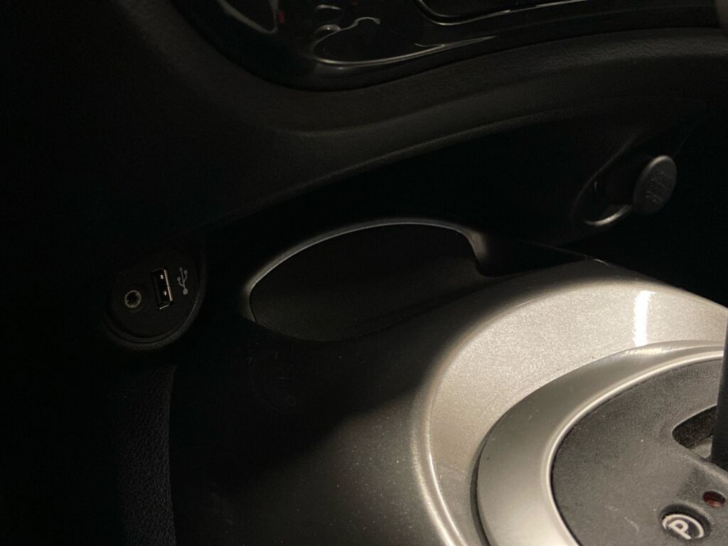 Nissan Juke 2012 Valkoinen