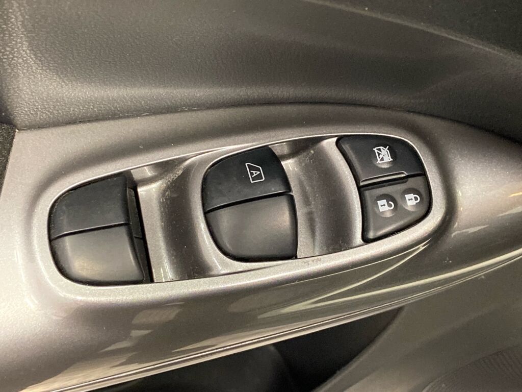 Nissan Juke 2012 Valkoinen