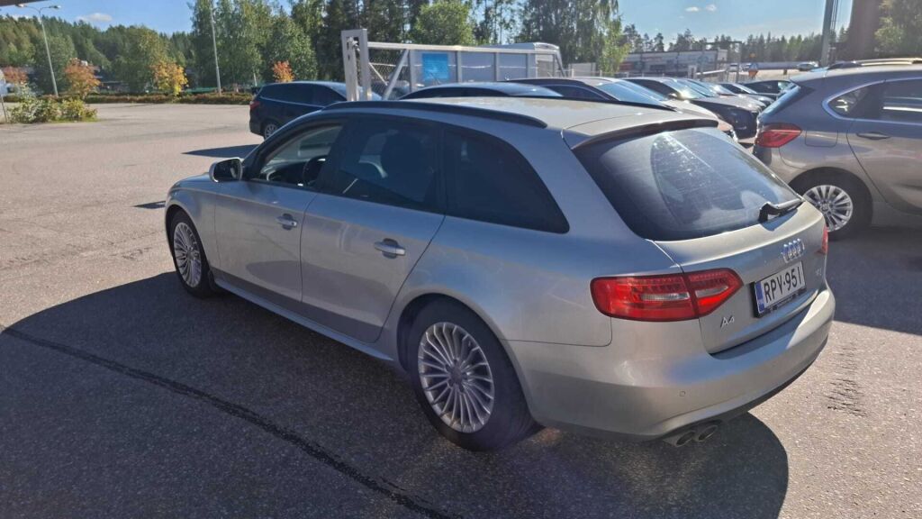 Audi A4 2013 Hopea