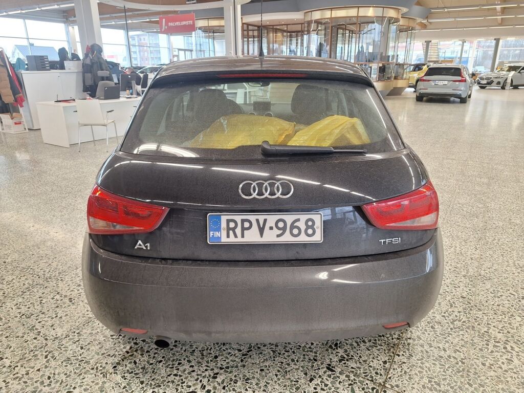 Audi A1 2012 Musta