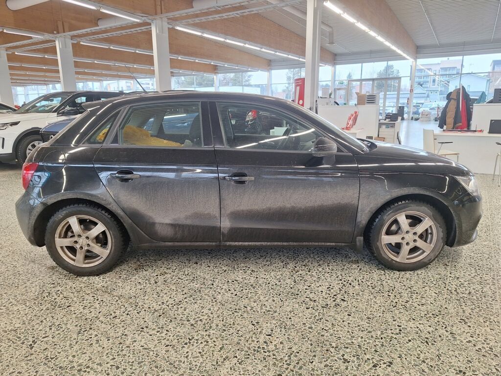 Audi A1 2012 Musta