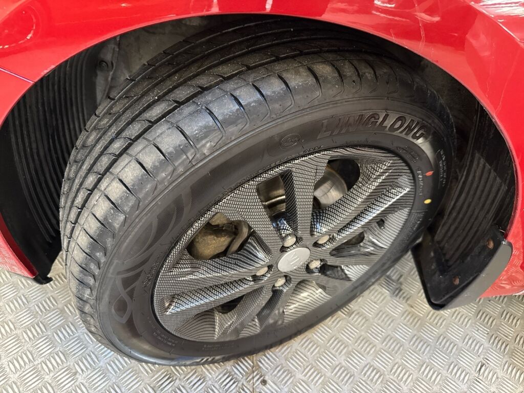 Kia Ceed 2013 Punainen