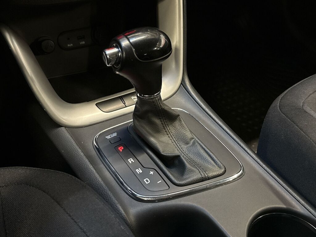 Kia Ceed 2013 Punainen