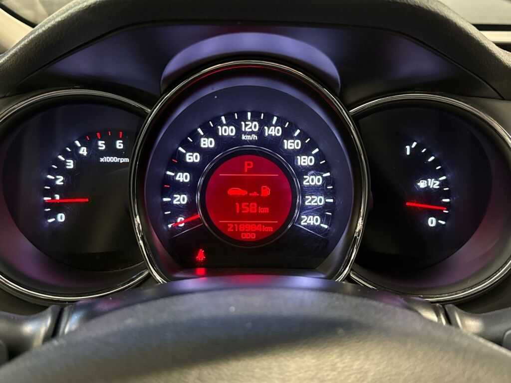 Kia Ceed 2013 Punainen