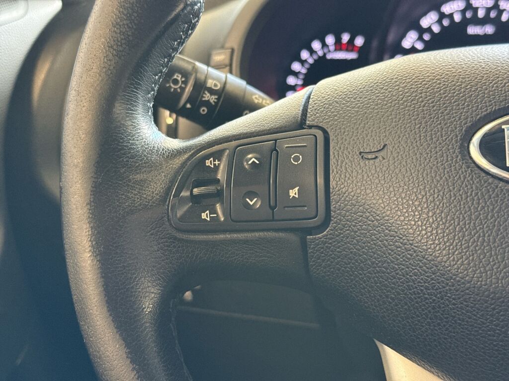 Kia Sportage 2013 Musta