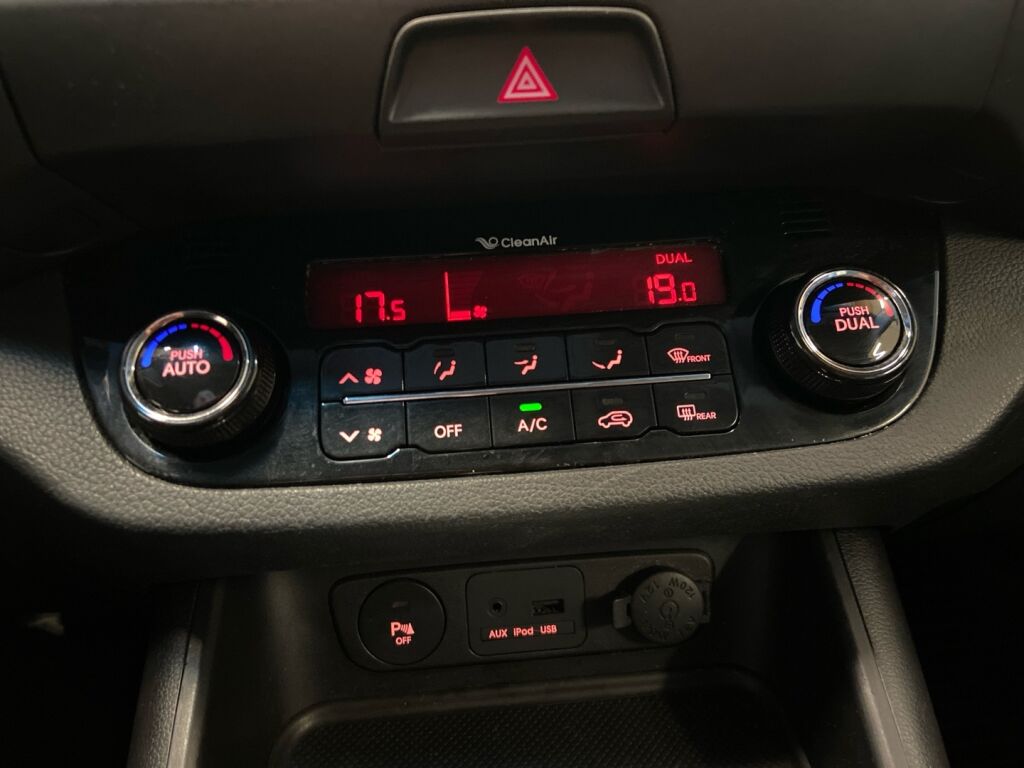 Kia Sportage 2013 Musta