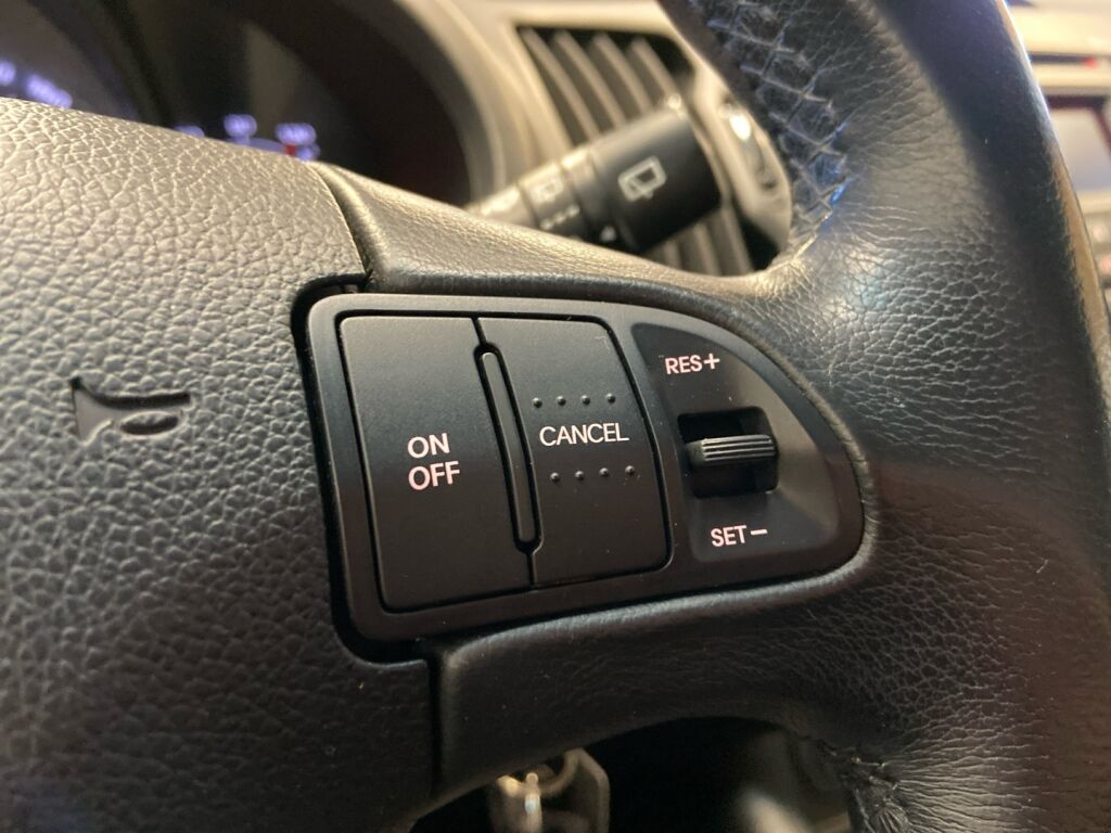 Kia Sportage 2013 Musta