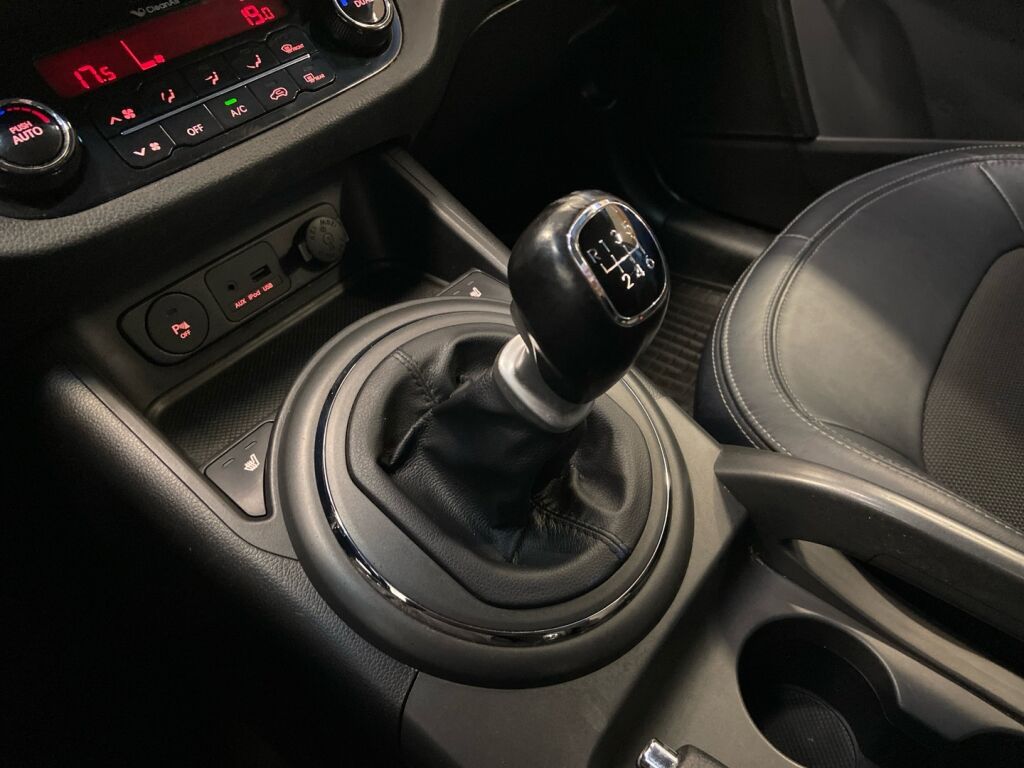 Kia Sportage 2013 Musta