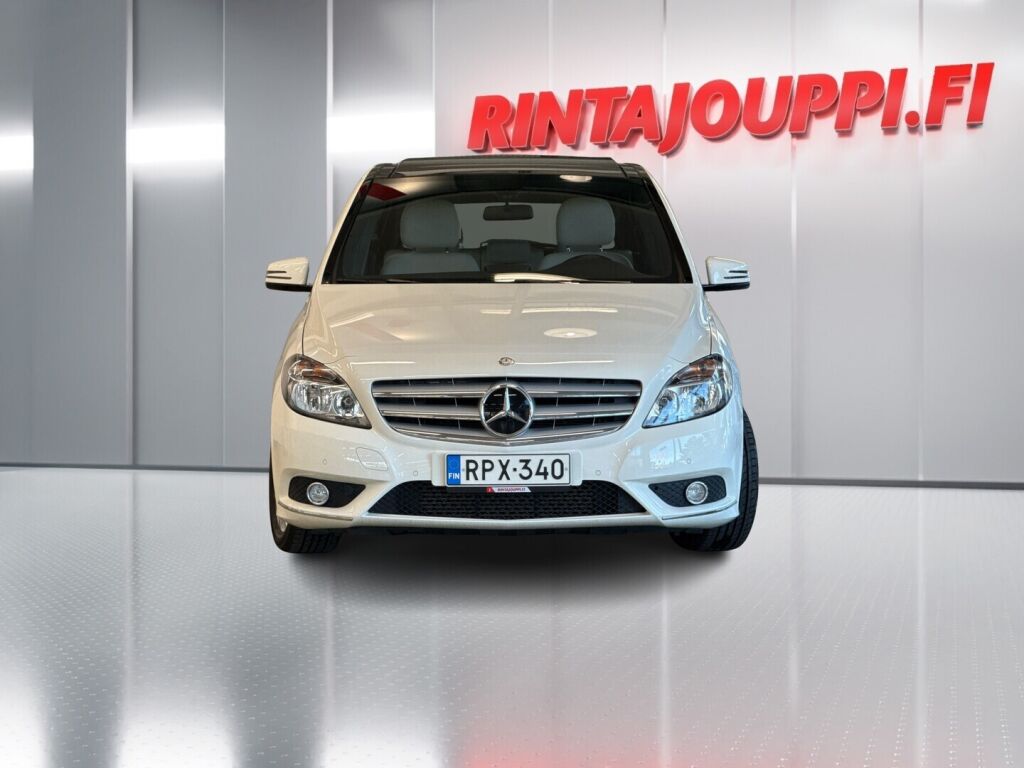 Mercedes-Benz B 2013 Valkoinen