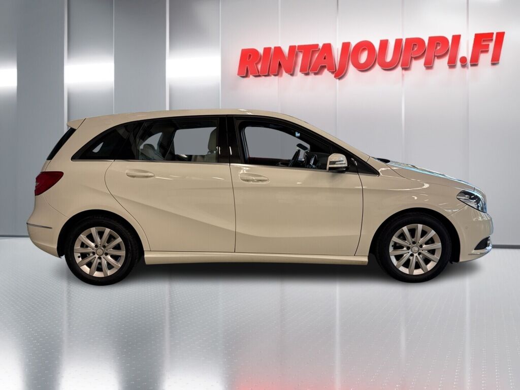 Mercedes-Benz B 2013 Valkoinen