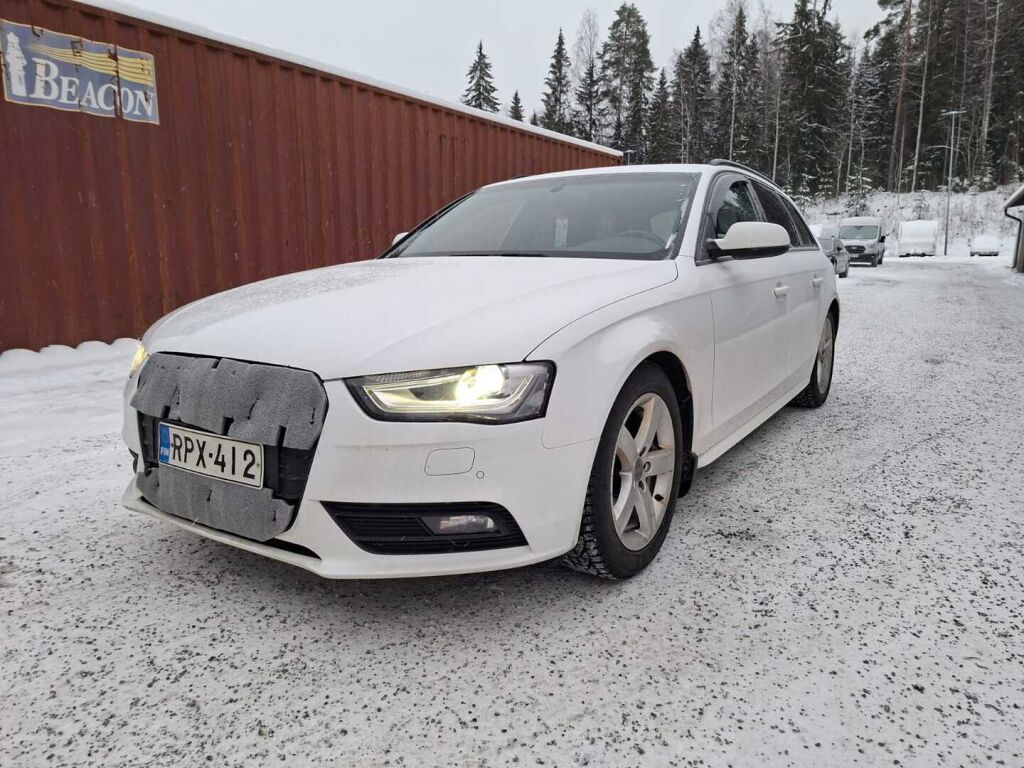 Audi A4 2013 Valkoinen