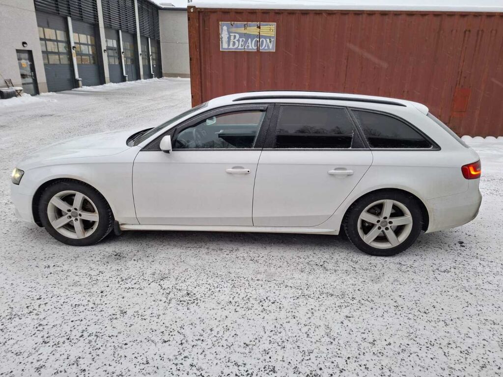Audi A4 2013 Valkoinen