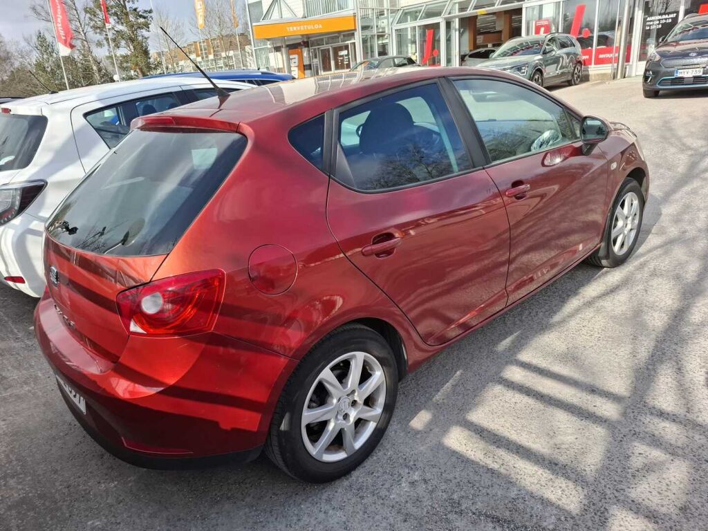 Seat Ibiza 2009 Punainen