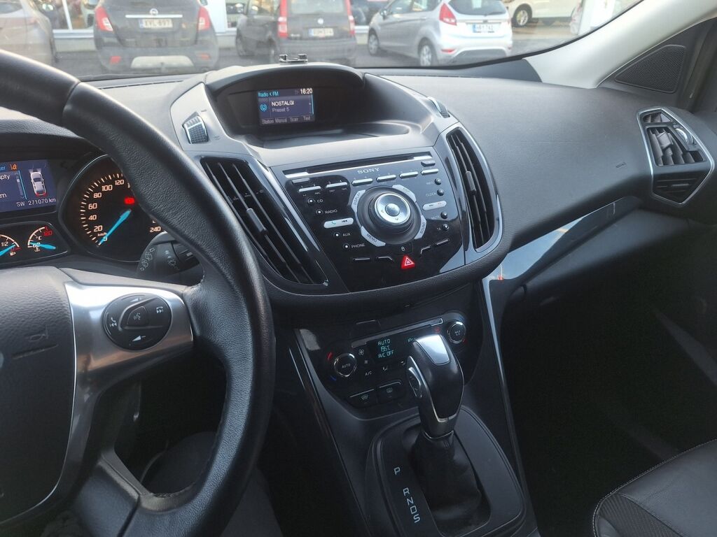 Ford Kuga 2013 Ruskea (beige)