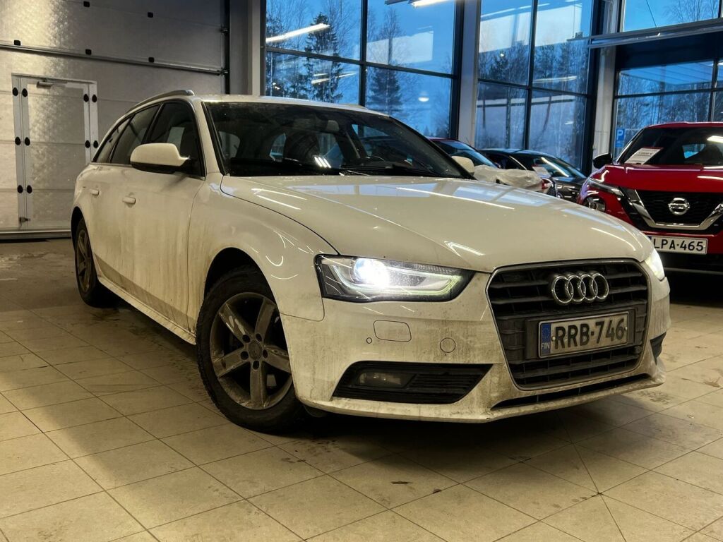 Audi A4 2013 Valkoinen