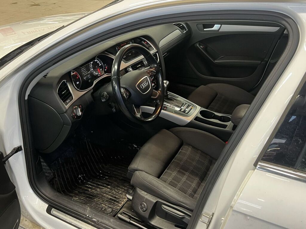 Audi A4 2013 Valkoinen