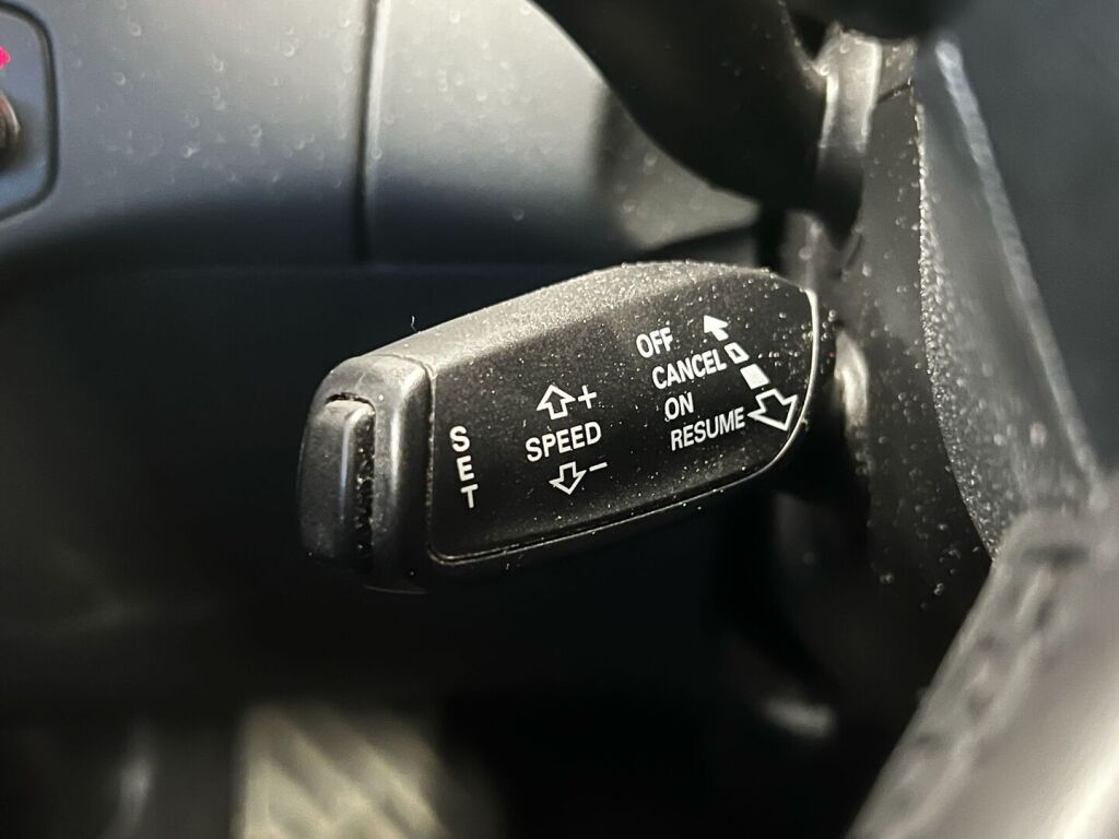 Audi A4 2013 Valkoinen