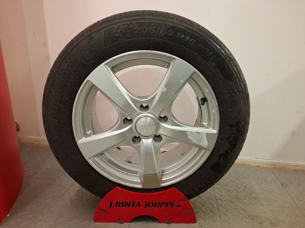 Toyota Avensis 2013 Hopea