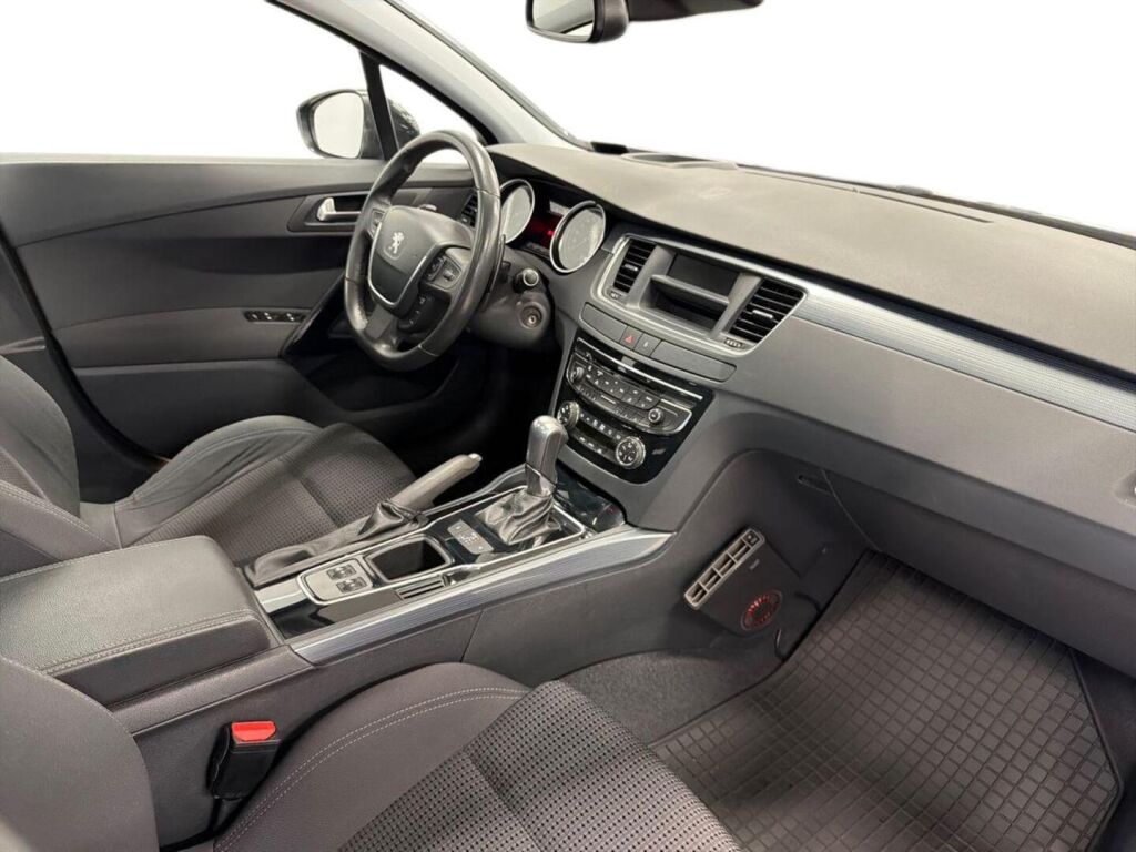 Peugeot 508 2013 Musta