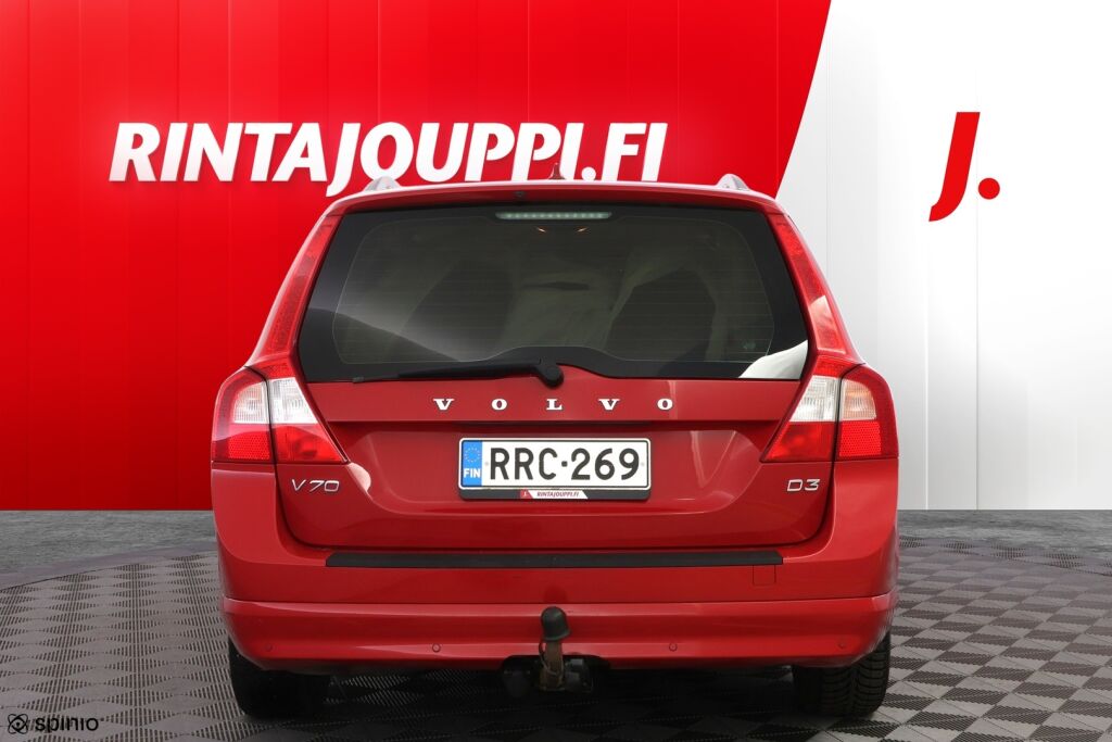 Volvo V70 2012 Punainen