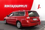Volvo V70 2012 Punainen