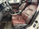 Volvo V70 2013 Valkoinen