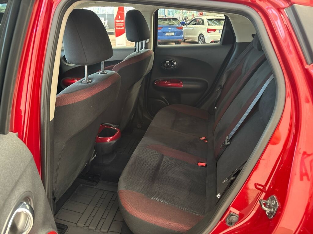 Nissan Juke 2013 Punainen