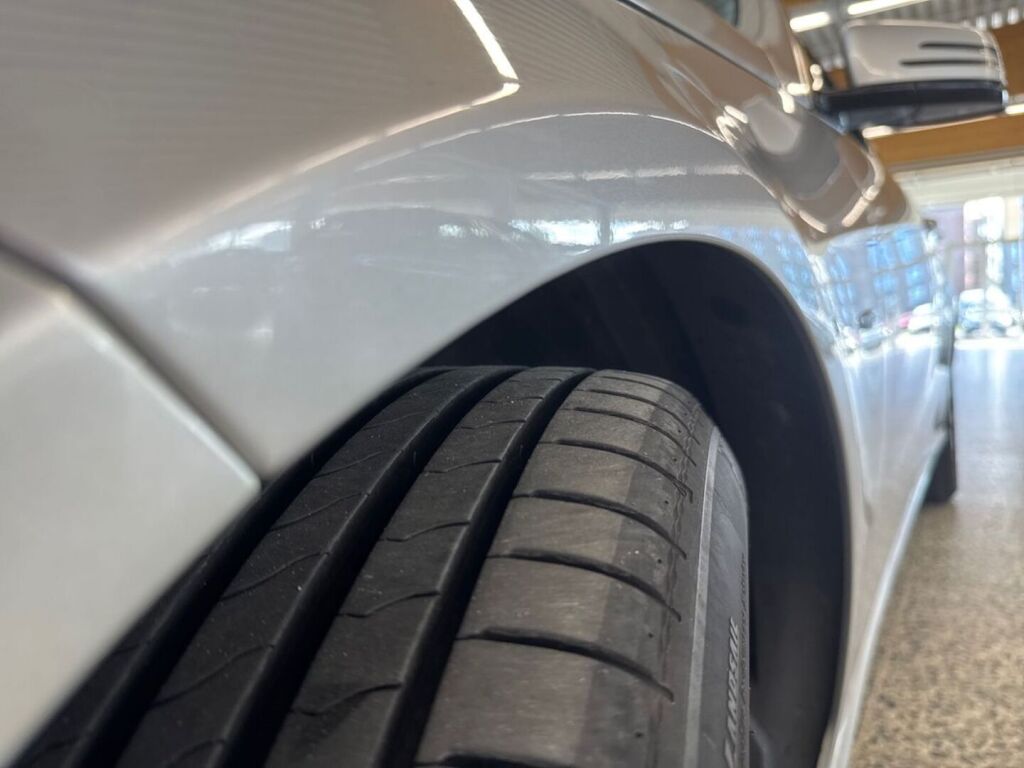 Mercedes-Benz E 2009 Harmaa