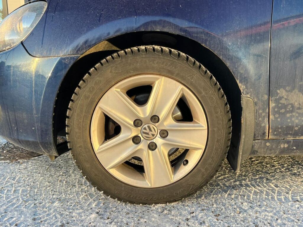 Volkswagen Golf 2009 Sininen