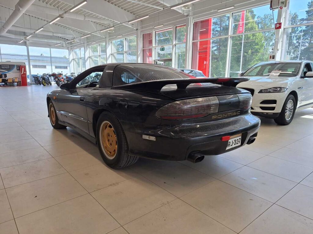 Pontiac Firebird 1993 Punainen