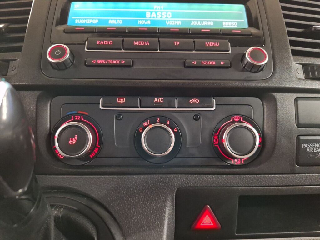 Volkswagen Transporter 2013 Valkoinen