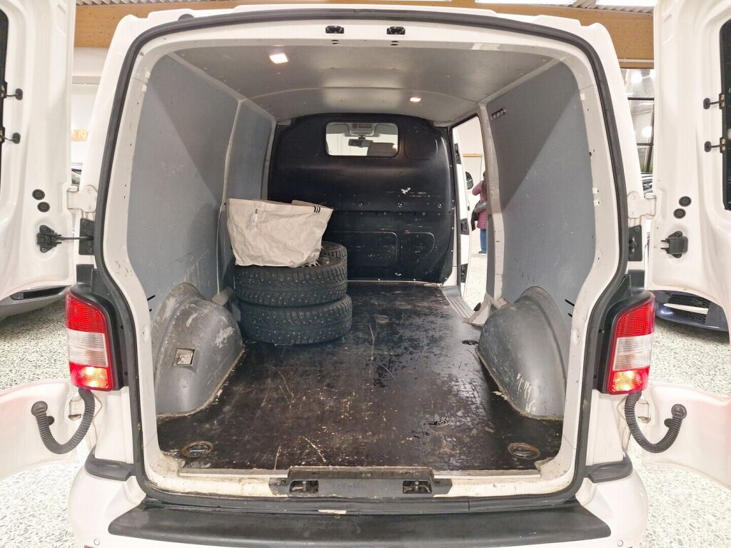 Volkswagen Transporter 2013 Valkoinen