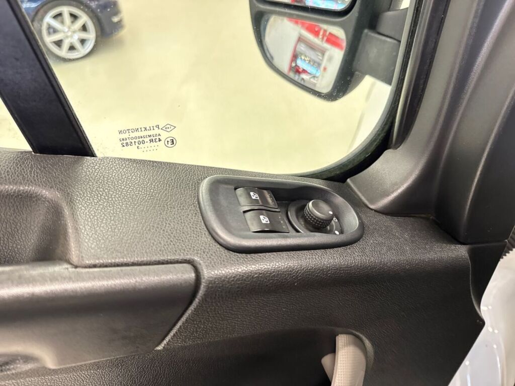 Renault Master 2013 Valkoinen