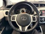 Toyota Yaris 2013 Punainen