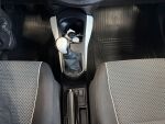 Toyota Yaris 2013 Punainen