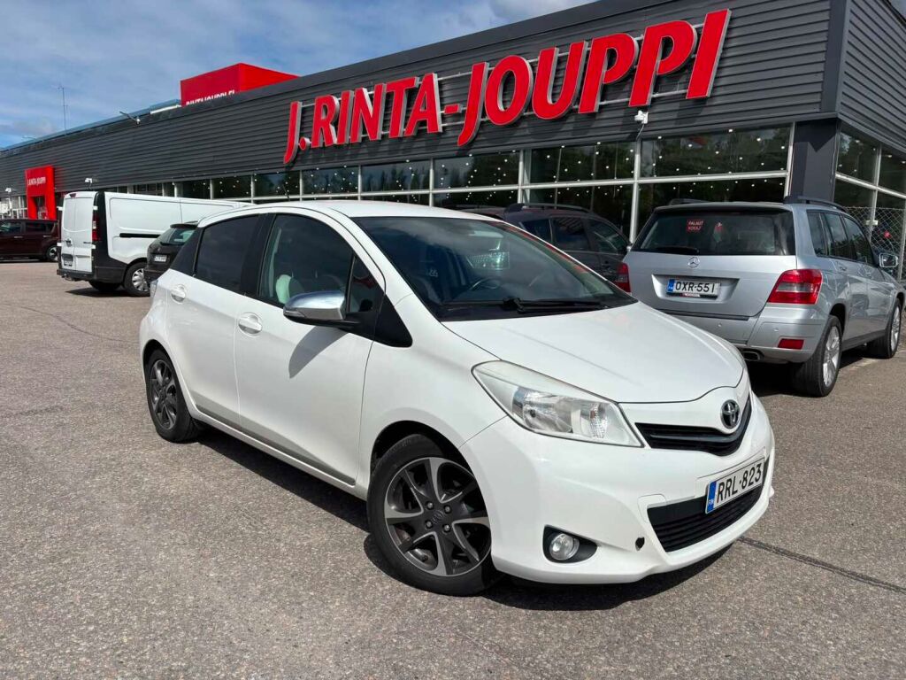 Toyota Yaris 2013 Valkoinen