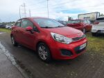 Kia Rio 2013 Punainen