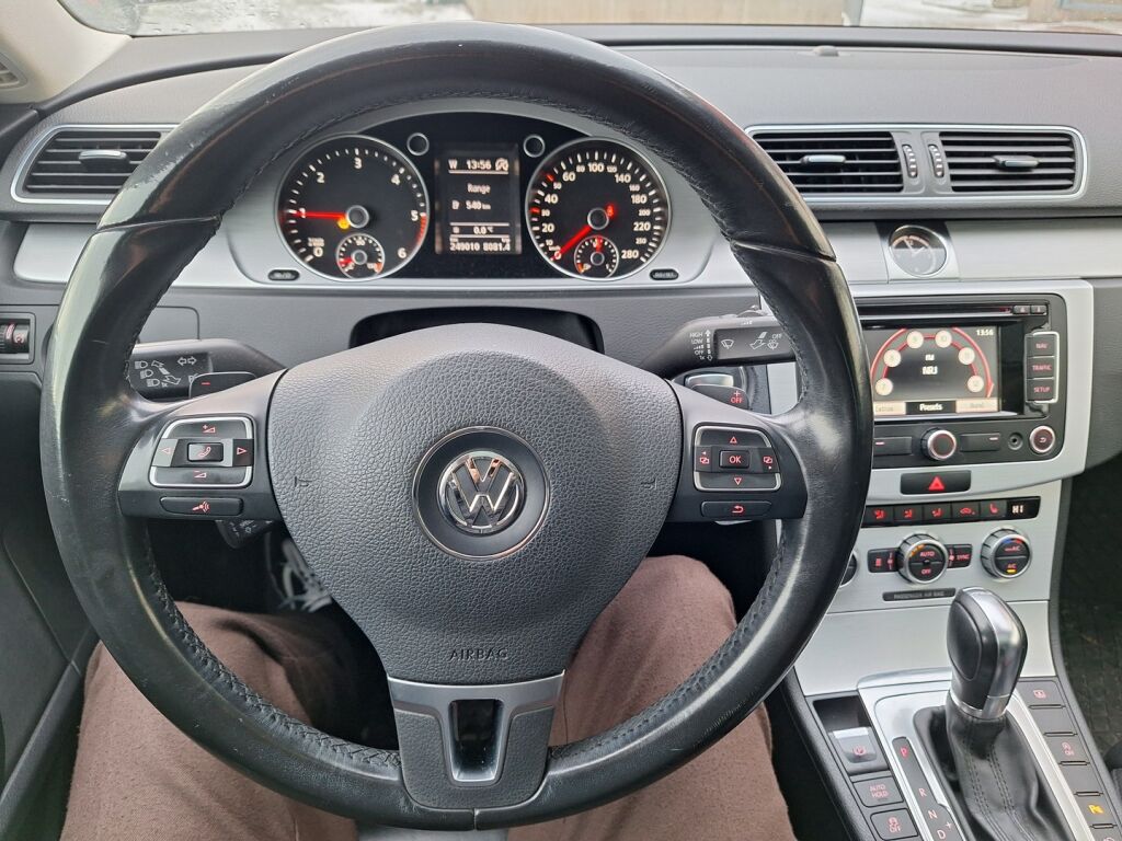 Volkswagen CC 2013 Musta