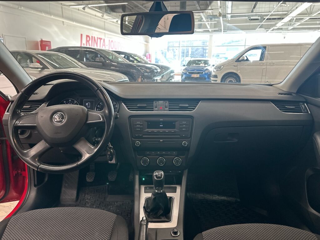 Skoda Octavia 2013 Punainen