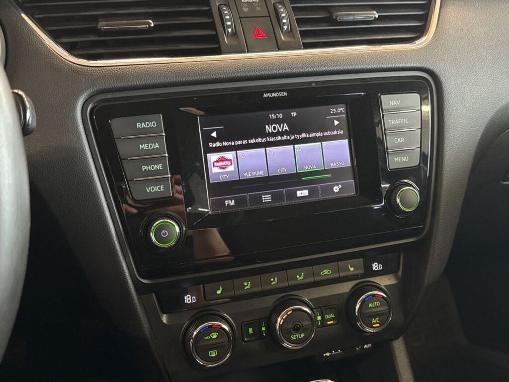 Skoda Octavia 2013 Ruskea (beige)