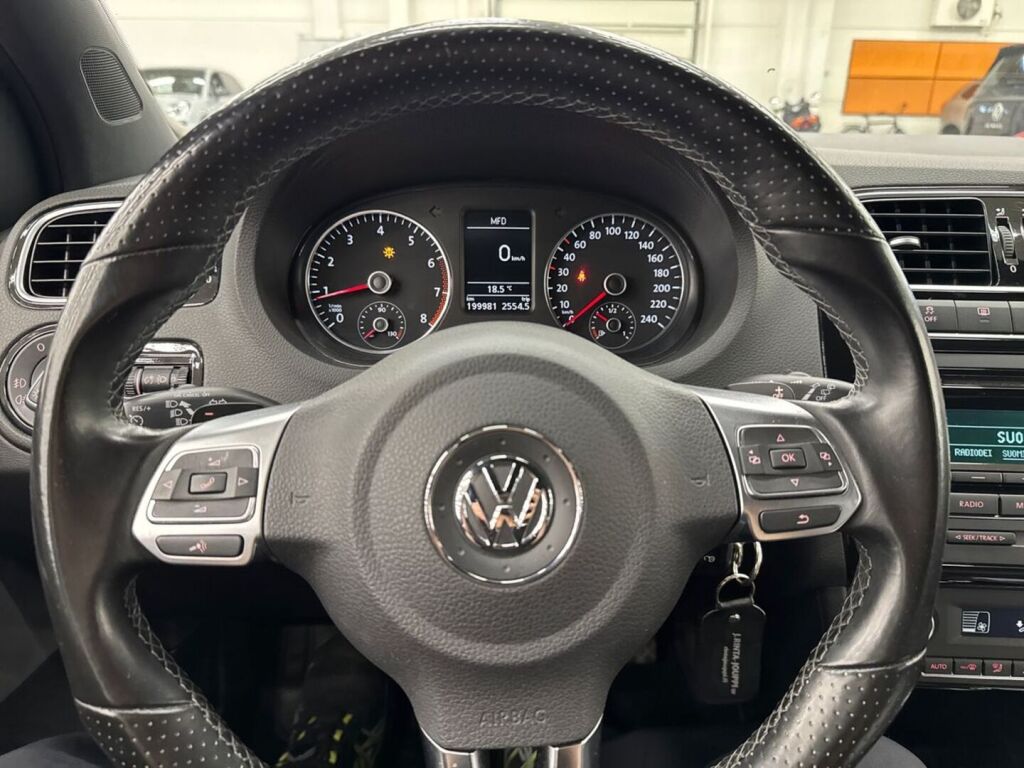 Volkswagen Polo 2013 Sininen